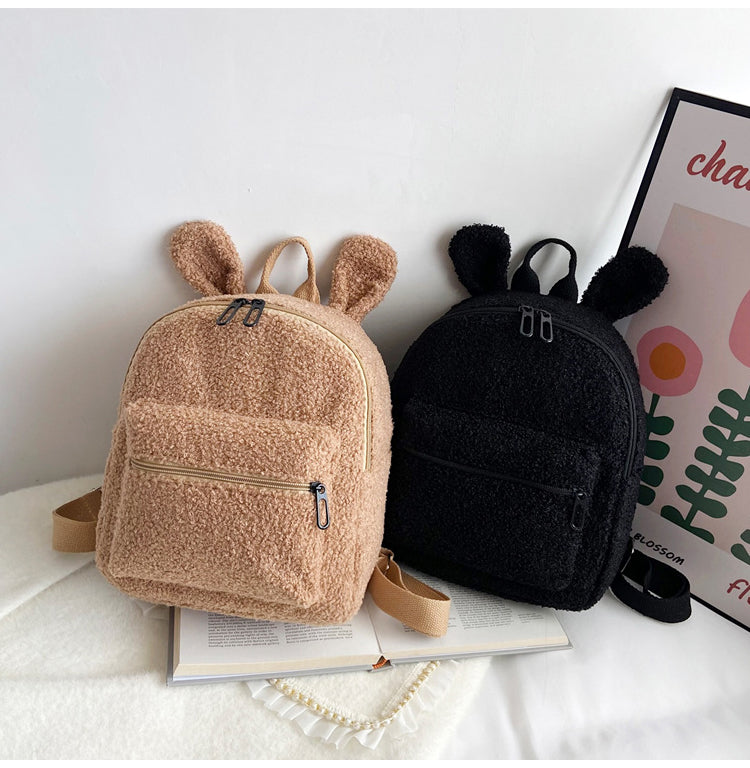 7692 GESSY FURRT BACKPACK IN BLACK