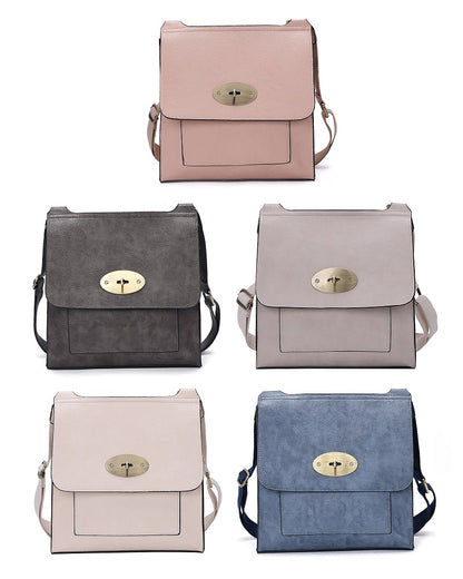 8715 GESSY CROSS BODY BAG IN   LIGHT GREY