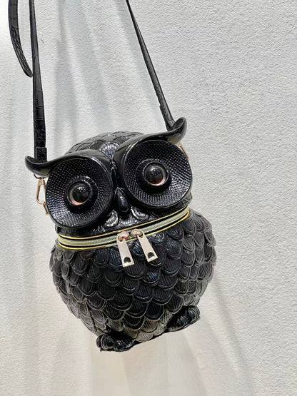 8875 Gessy Vintage Owl Crossbody Bag