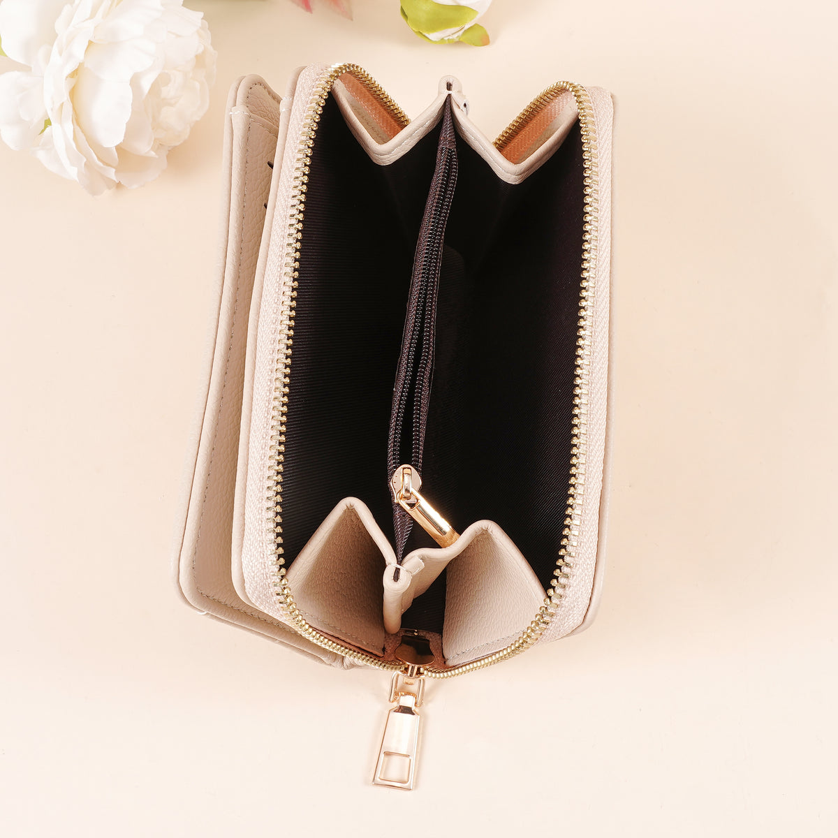 P08 GESSY WALLET PURSE
