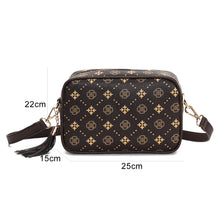 Load image into Gallery viewer, 836 GESSY HANDBAG IN COFFEE