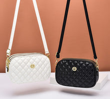Load image into Gallery viewer, 902877 GESSY CROSSBODY BAG IN BLACK