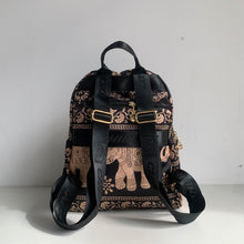 Load image into Gallery viewer, 3097 GESSY BIG BACKPACK IN GOLD