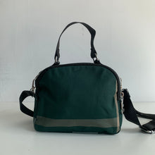 Load image into Gallery viewer, 7701 GESSY CROSSBODY BAG IN GREEN