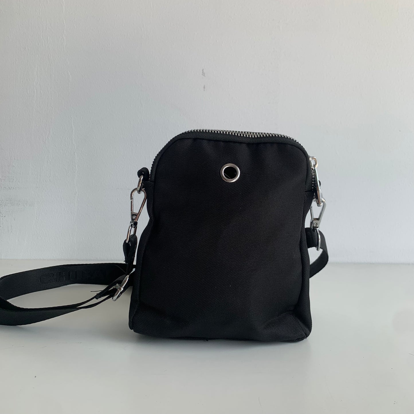 572 GESSY CROSSBODY BAG IN BLACK