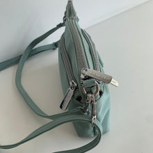 Load image into Gallery viewer, 2001 GESSY CROSSBODY BAG IN GREEN