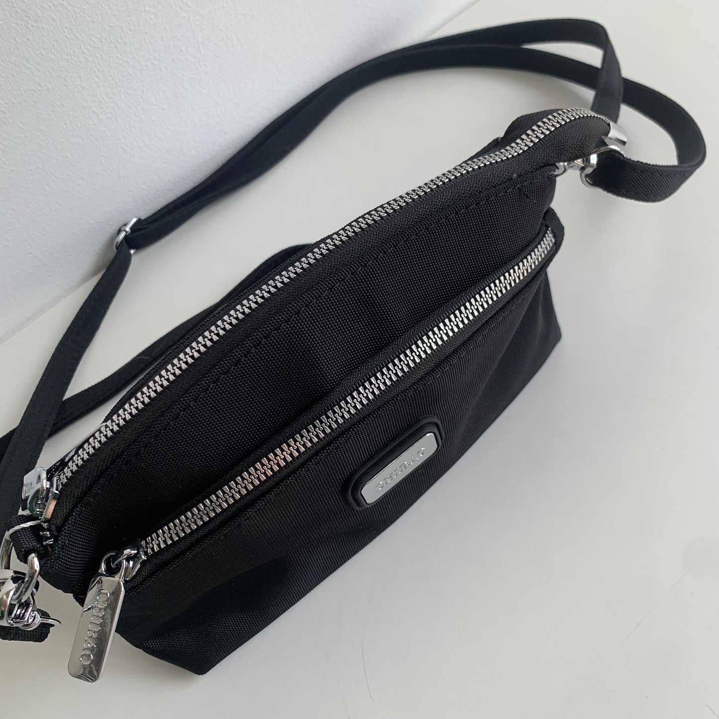 2001 GESSY CROSSBODY BAG IN BLACK