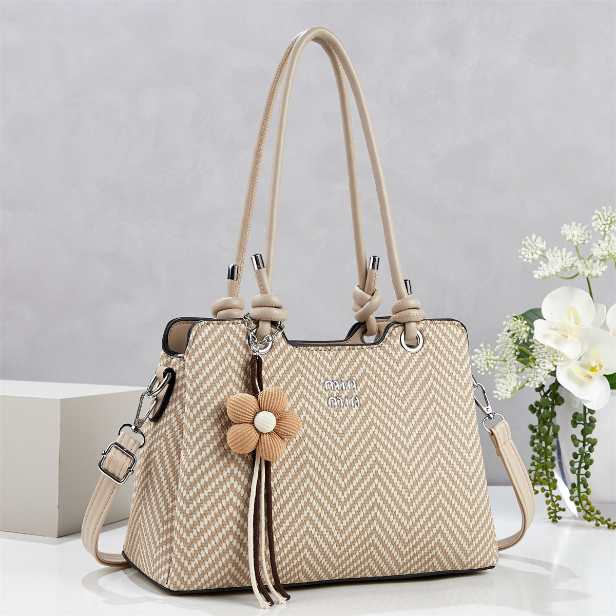 A5188 GESSY TOTE BAG