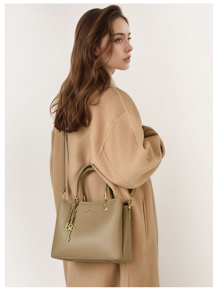 A2428 GESSY HANDBAG