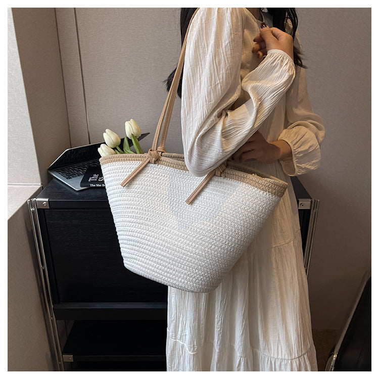 2368 Gessy British Jute Braided Bag