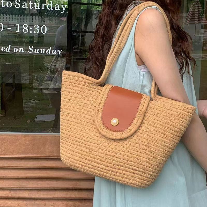 BZ1020 Gessy British Jute Braided Bag