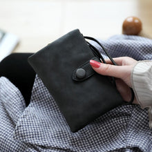 Load image into Gallery viewer, P04 GESSY PURSE WALLET IN BLACK