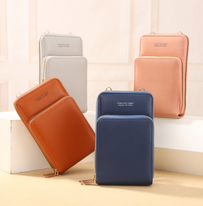 A003 GESSY CROSSBODY BAG IN PINK