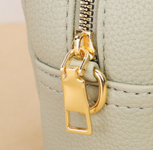 Load image into Gallery viewer, LD008 GESSY CROSSBODY BAG IN WHITE
