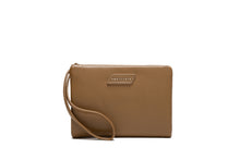 Load image into Gallery viewer, PT21-1621 GESSY PURSE IN BROWN