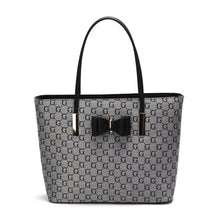Load image into Gallery viewer, F16126GG GESSY HANDBAG IN GREY