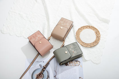 L133 GESSY CROSS BODY BAG IN APRICOT